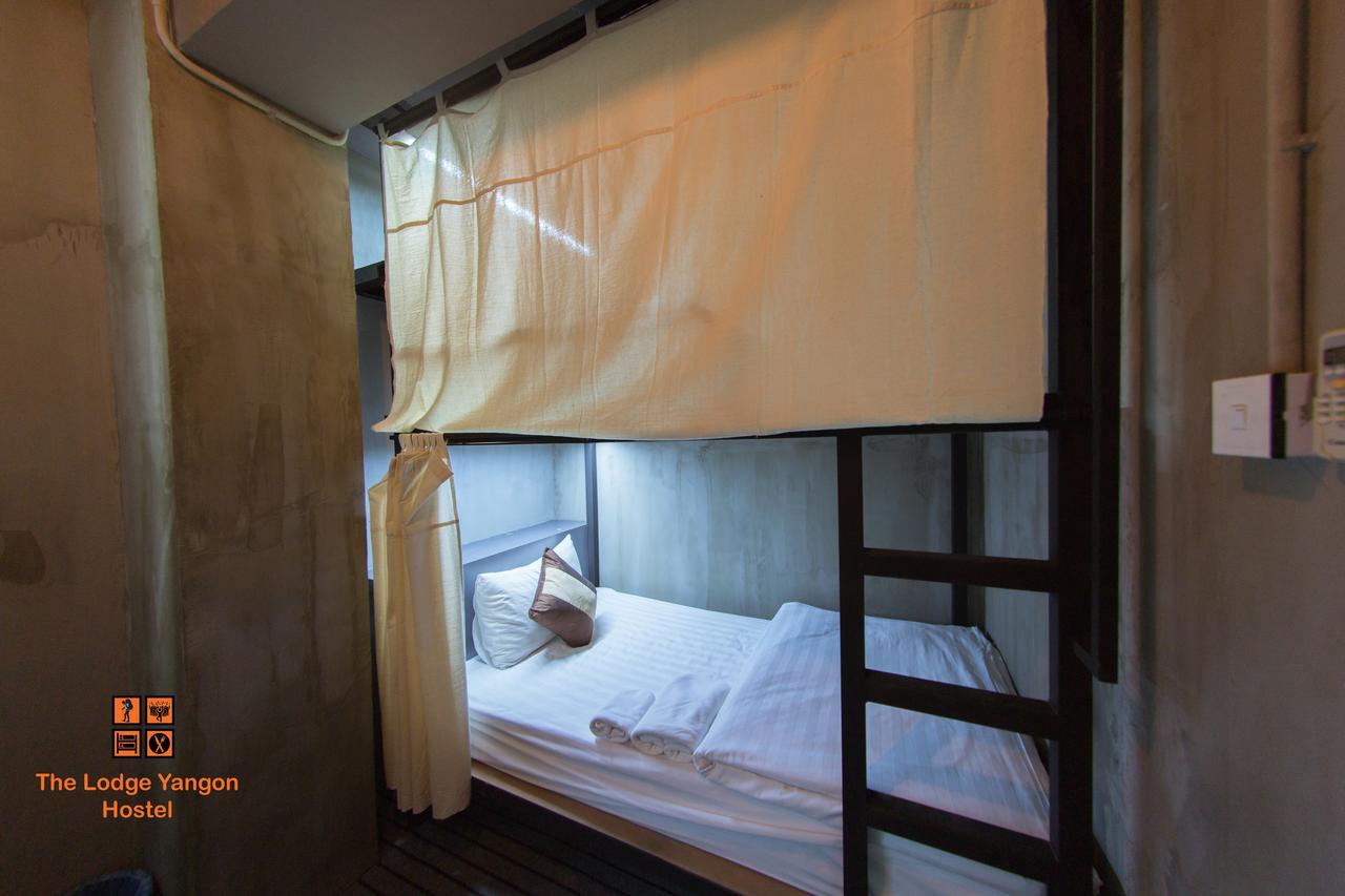 The Lodge Yangon Hostel Eksteriør billede