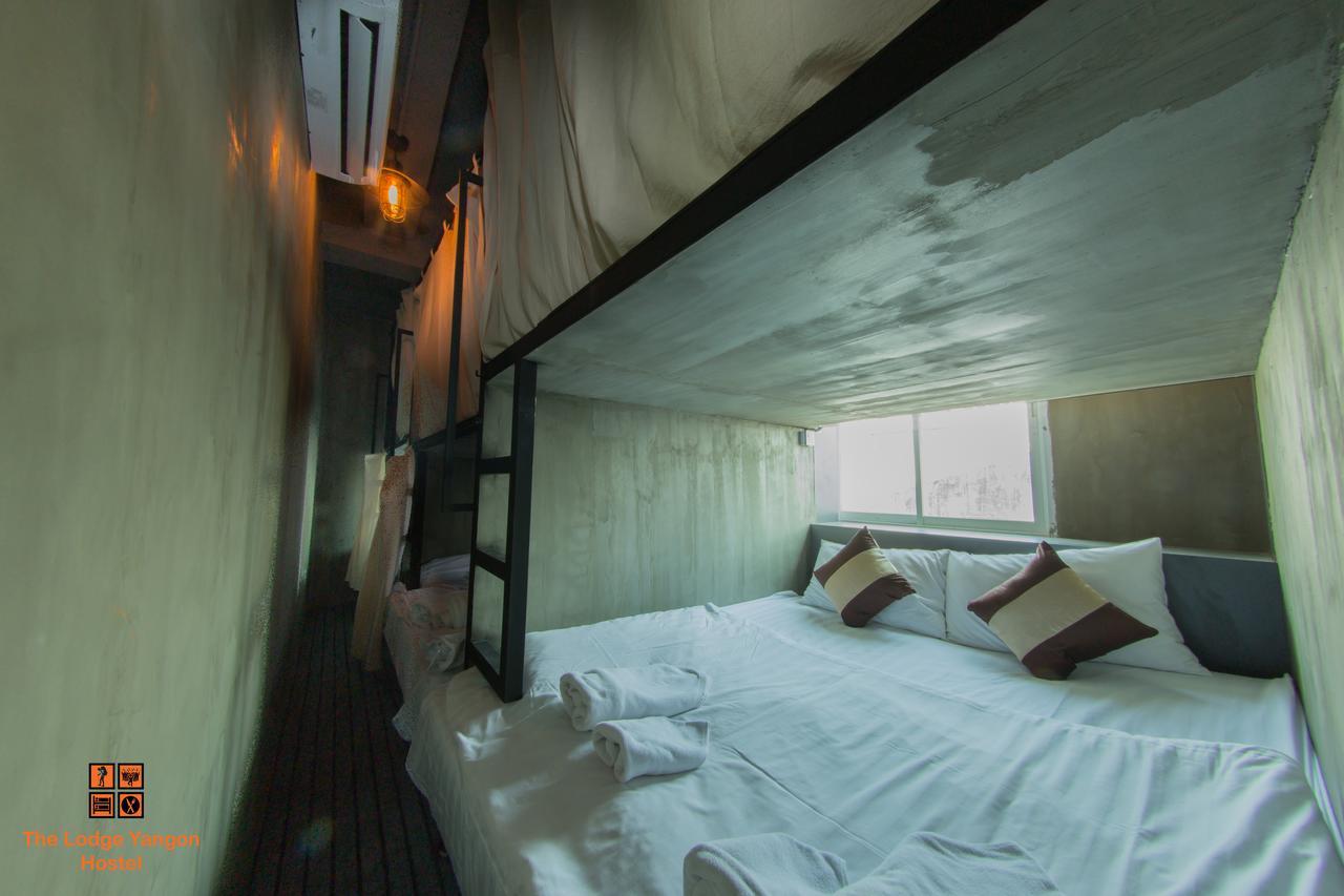 The Lodge Yangon Hostel Eksteriør billede