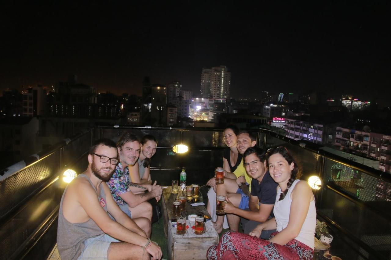 The Lodge Yangon Hostel Eksteriør billede