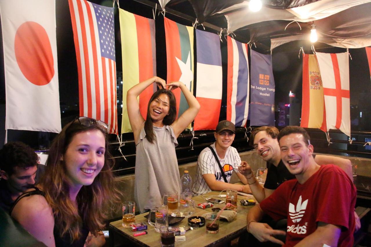 The Lodge Yangon Hostel Eksteriør billede
